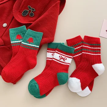 Детски коралови кадифени чорапи есен зима дебела топла тръба сладък коледни чорапи за бебета момичета Нова година червено