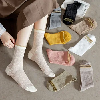 Нови кухи чорапи дамски чорапи в средата на тръбата японски плътен цвят окото дишащи тънки памучни чорапи